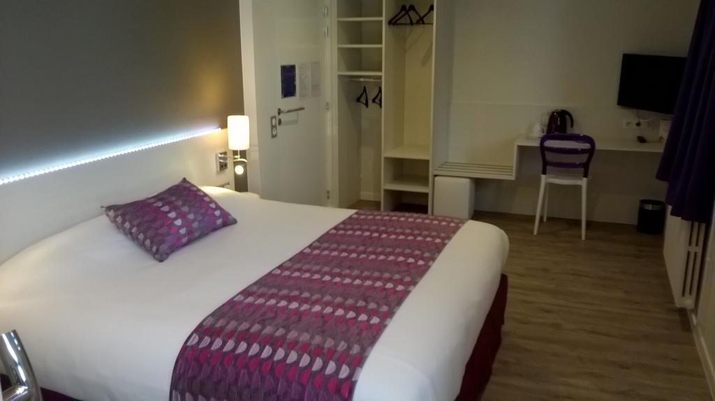 Contact Hotel Du Cerf Château-Gontier 部屋 写真